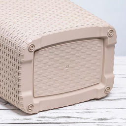 Корзина бельевая «Ротанг», 40 л, 37×29.5×48 см, с крышкой, цвет латте