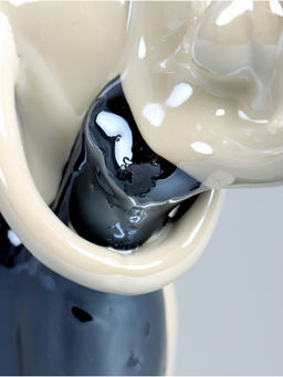 УЦЕНКА Фигурка керамика В объятиях любви, чёрно-белый, 24.6?11.8?6 см