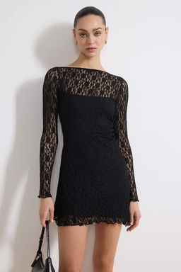 Siyah S?rt Dekolteli Asimetrik Detayl? Mini/K?sa Dantel Esnek Orme Elbise TWOSS25EL00903