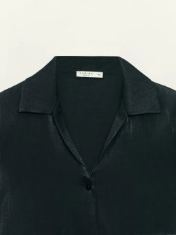 Блузка из вискозы с тонким поясом / Zarina