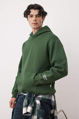 Haki Kap__onlu Oversize/Geni_ Kesim Nak__l_ Etiketli Yumu_ak Kuma_ Sweatshirt TMNAW24SW00031