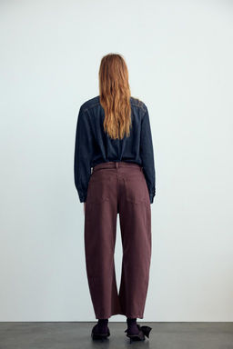 RELAXED BALLOON MID-WAIST TRF JEANS - Zara фото 30