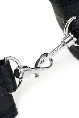 Оковы TOYFA Theatre из неопрена черные  фото 4
