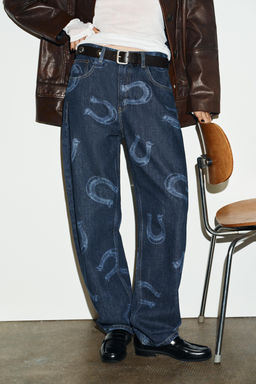 HIGH-WAIST HORSESHOE DETAIL TRF BARREL JEANS - Zara фото 2