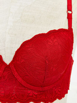 Balenli Dolgusuz Dantelli Ti??rt S?tyen