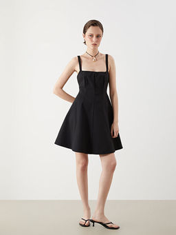 Kare Yaka Ask?l? Belden Oturtmal? Mini Elbise