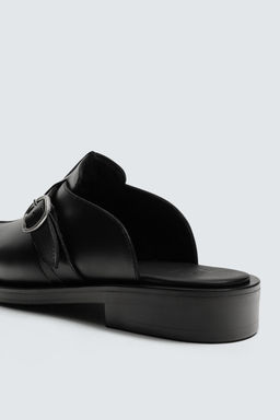 LEATHER BUCKLE CLOGS LIMITED EDITION