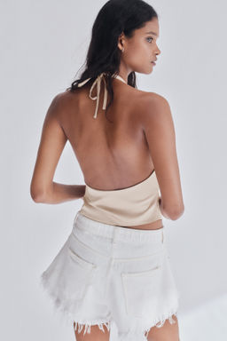 Top asim?trico con escote halter - H&m фото 5