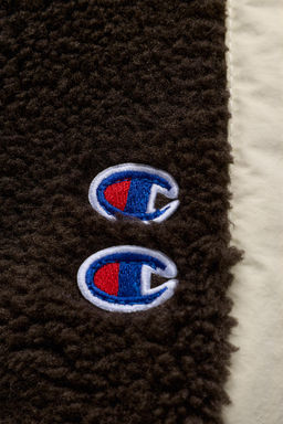 CHAMPION ® X ZARA FAUX SHEARLING FLEECE JACKET фото 8