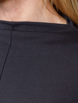 Джемпер с цельнокроеным воротом из премиального хлопка