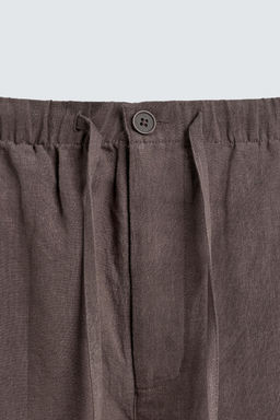 PANTAL?N RELAXED FIT 100% LINO / Marr?n / Topo