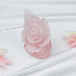 Цветок из Розового кварца