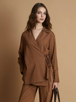 ?izgili Ba?lamal? Kad?n G?mlek