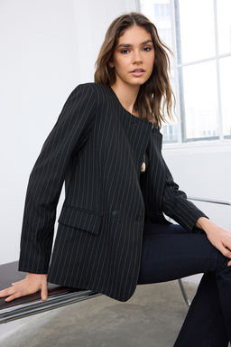 Siyah Cizgili Anvelop Kapama Dokuma Blazer Ceket TWOAW26BC00018