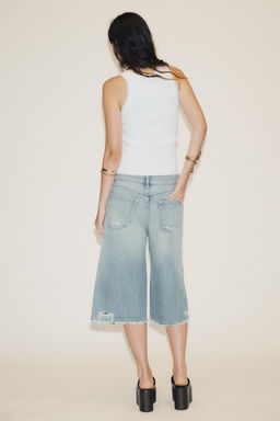 RIPPED TRF BAGGY DENIM BERMUDA JORTS - Zara фото 4