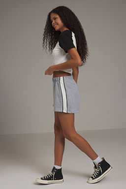 Gri Melanj Renk Bloklu Mini Sort & Bermuda TWOSS25SR00063
