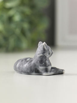 Сувенир "Кошечка лежащая" 2, 8см