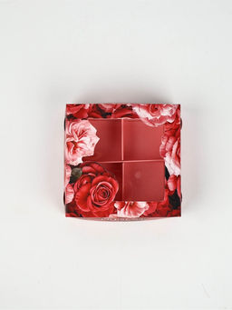 Цена за 5 шт. Коробка под 4 конфеты Презент, 10.5?10.5?3.5 см