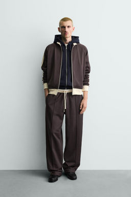 PANTAL?N JOGGER WIDE FIT BANDAS / Granate oscuro