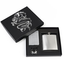 Подарочный набор 3 в 1 Лучшему из лучших: фляжка 180 мл, воронка, карты игральные