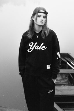 YALE SWEATSHIRT