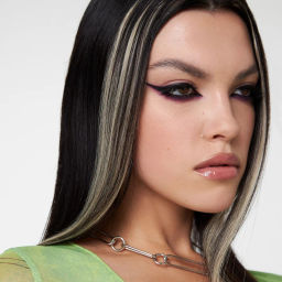 Influence Beauty Масло для губ Ekso Natural тон 03 Полупрозрачный голографический зеленый  фото 4