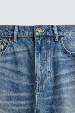 STRAIGHT ANKLE FIT JEANS