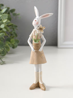 Фигурка полистоун Зайка в бежевом сарафане с цветком в горшке, 19 см