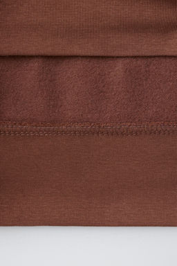 SUDADERA B?SICA TEXTO Y ETIQUETA / Marr?n - Zara фото 4