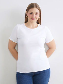 B?y?k Beden Bisiklet Yaka Kad?n Ti??rt