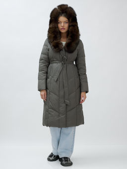 Пальто женское зимние с мехом песец люкс класса серого цвета 625Sr