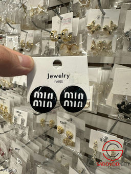 Женские серьги бижутерия