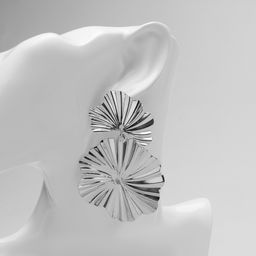 Цена за 2 шт. Серьги металл «Атмосфера» сжатые цветы, цвет серебро