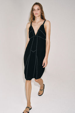 VESTIDO BORDADOS ABALORIOS ZW COLLECTION / Negro