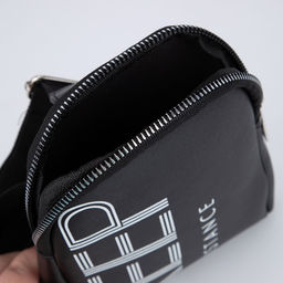 Сумка молодёжная через плечо KEEP distance, чёрная