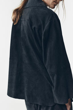 LIMITED EDITION SUEDE LEATHER POCKET SHIRT - Zara фото 18
