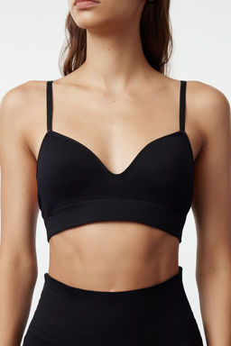 TRENDYOLMILLA Siyah Seamless/Dikissiz Ip Ask?l? Dolgusuz Balensiz Kapl? Bralette Orme Sutyen THMAW22SU0043  фото 36