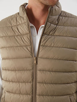 Standart Kal?p Dik Yaka Erkek ?i?me Yelek