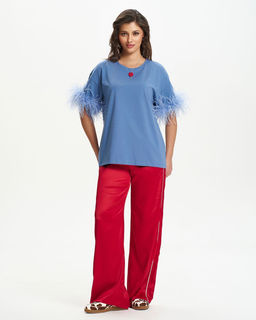 Футболка с перьями страуса