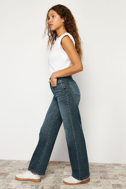 TRENDYOLMILLA Koyu Mavi Soluk Efekt Vintage Yuksek Bel Wide Leg Jeans TWOSS24JE00080 фото 3