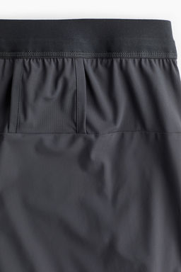 Pantalon corto a media pierna 2 en 1 en DryMove - H&m фото 6