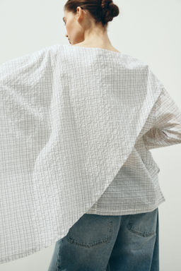 Blusa de sirsaca con capa - H&m фото 4