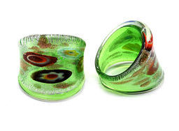 Кольцо с рисунком из муранского стекла модель 11 цв.зеленый