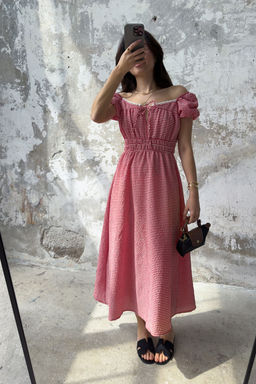 TRENDYOLMILLA K?rm?z? Potikareli A Kesim Yakas? Dantel Detayl? Midi Dokuma Elbise TWOSS25EL00297
