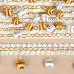 Бахрома для штор арт.6152-0332 шир.40мм цв.белый+золото 6362 уп.10м