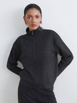 Dik Yaka Desenli Soft Touch Kad?n Sweatshirt