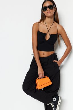 TRENDYOLMILLA Siyah Boyundan Baglamal? Spagetti Ask?l? Pamuklu Esnek Crop Orme Atlet TWOSS23AL00046 фото 7