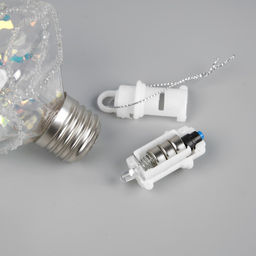 Ёлочный шар Морозный кристалл, 11х7.5 см, 1 LED, от батареек, свечение RGB - Luazon lighting фото 5