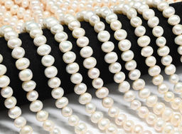 Бусины жемчуг овал 10*8мм цвет белый, 37см, 47 бусин Радуга камня