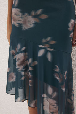 TRENDYOLMILLA Cok Renkli Asimetrik Bodycone/Vucuda Oturan Midi Orme Elbise TWOSS25EL00227 фото 12